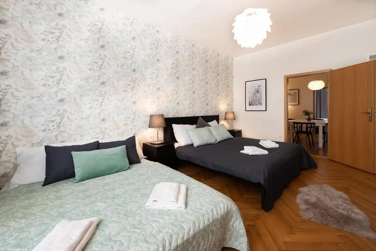 Luxury Apartment In Prime Location Praga